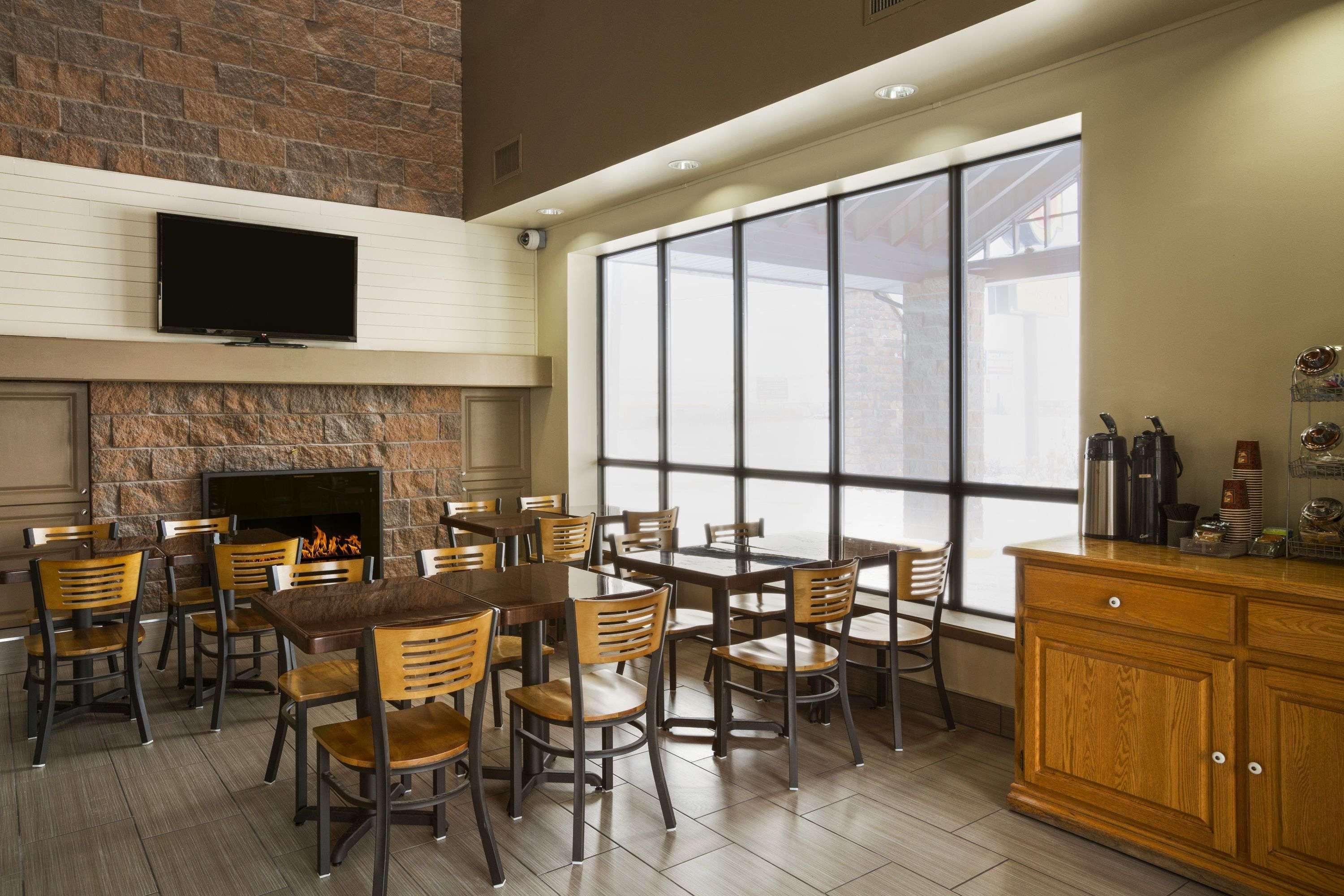 Hotel Super 8 By Wyndham Timmins On Exterior foto